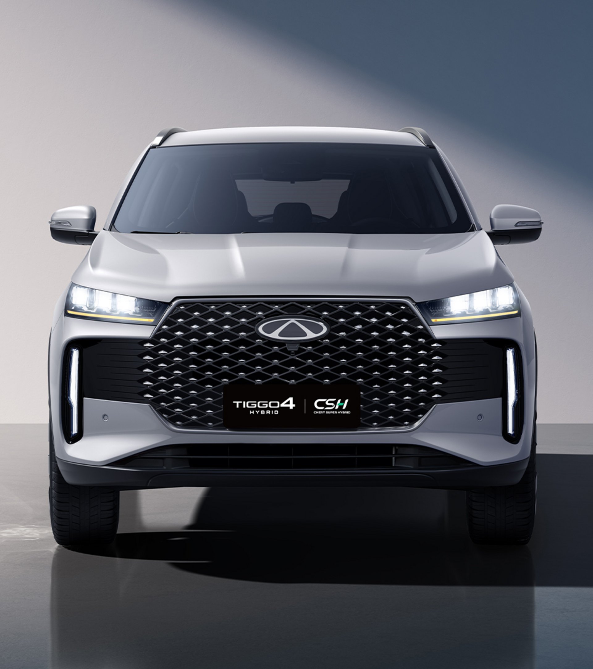 CHERY TIGGO 4 HEV – przód kompaktowego SUV-a hybrydowego